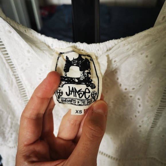 Cotton White Embroidery Dress - Picture 3 of 5